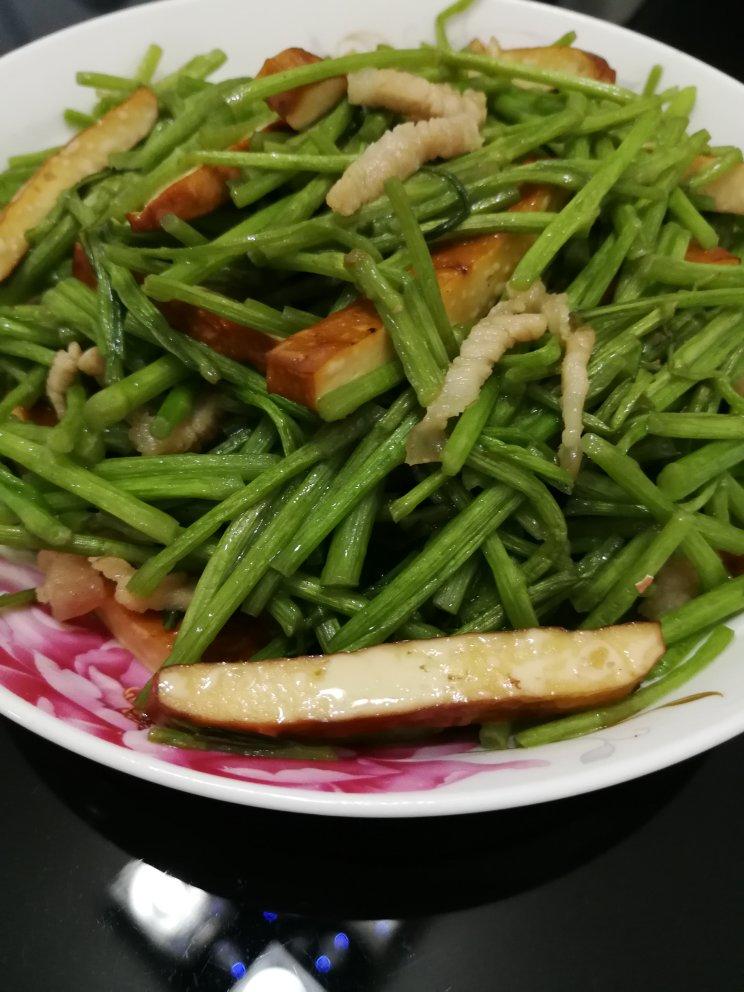 芦蒿炒香干