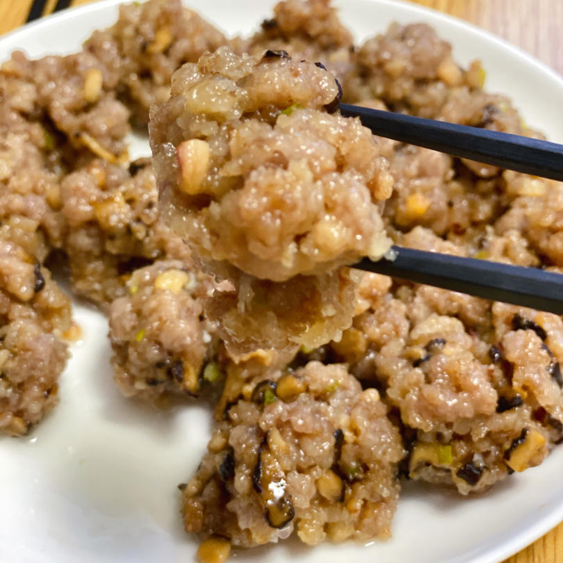 风素素宝贝做的客家开锅肉丸
