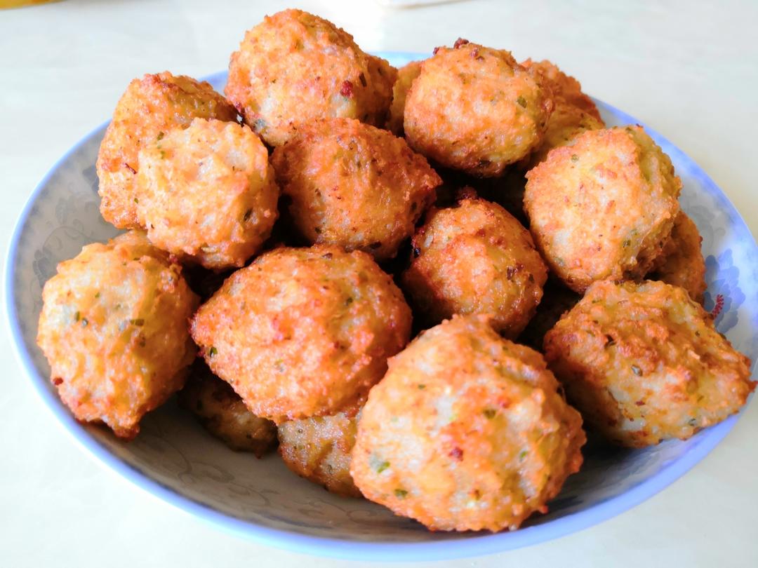 油炸小肉丸