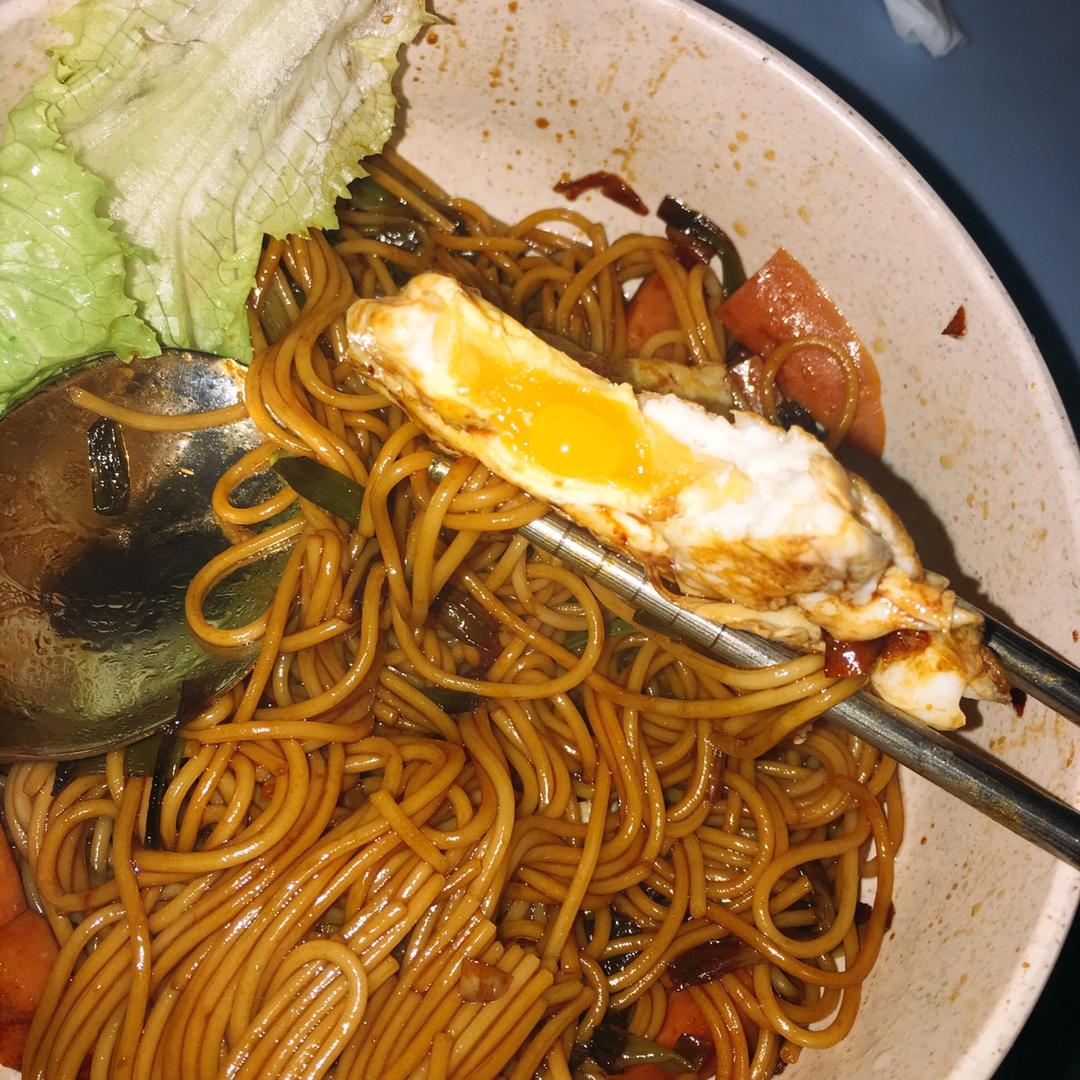 10分钟搞定的一碗葱油拌面