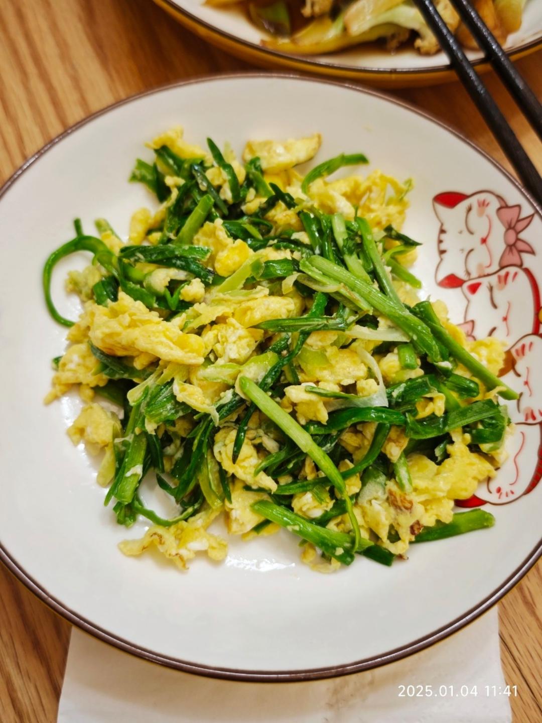 蒜苗炒鸡蛋