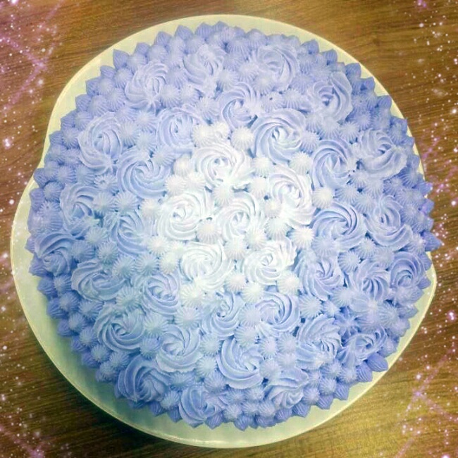 紫色玫瑰渐变裱花蛋糕