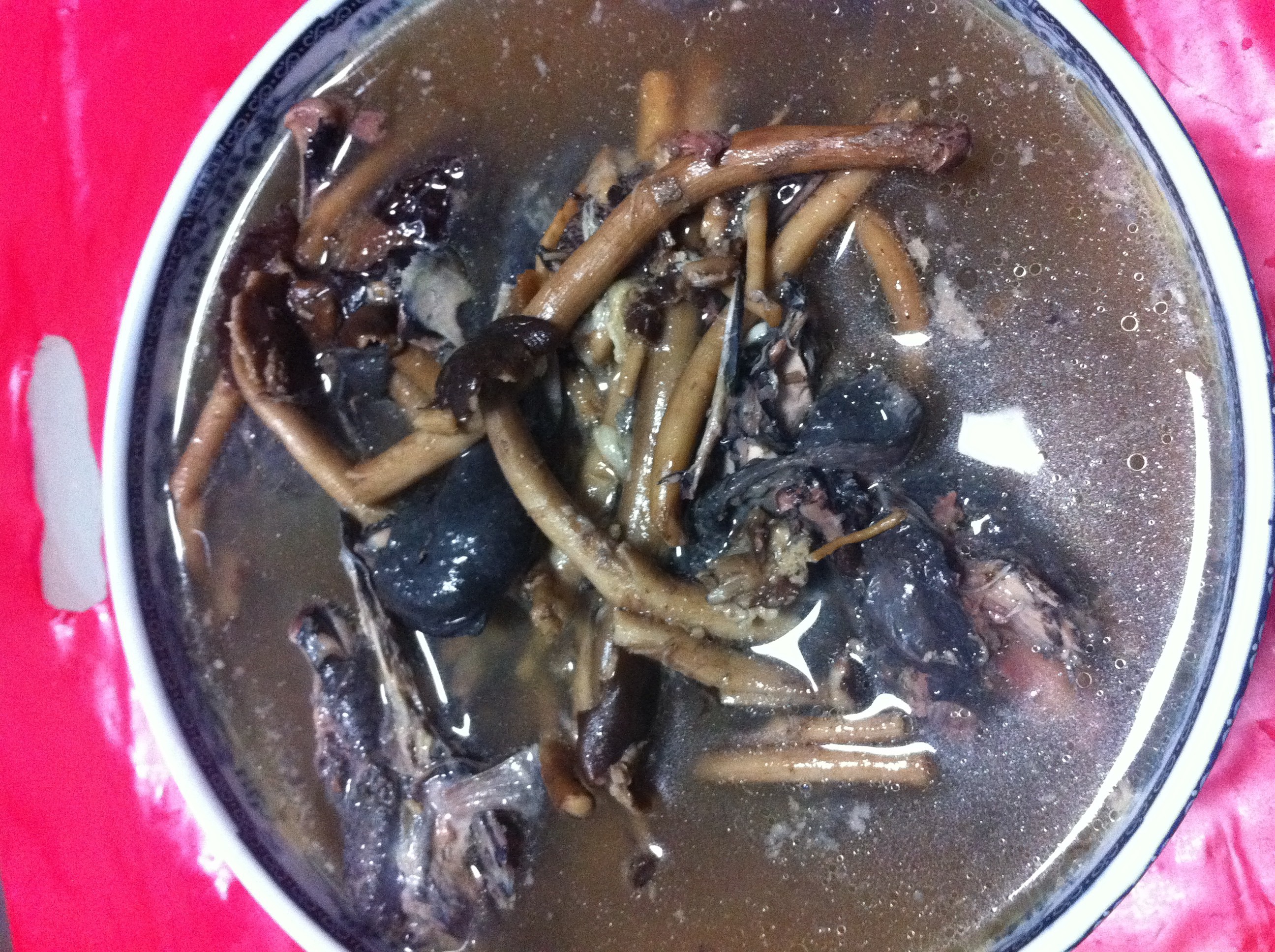 香菇炖鸡汤