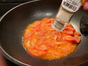 番茄鸡蛋面的做法 步骤6