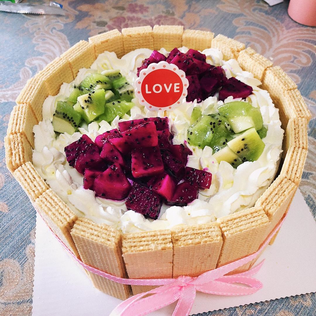 生日蛋糕教程【威化饼干围边】