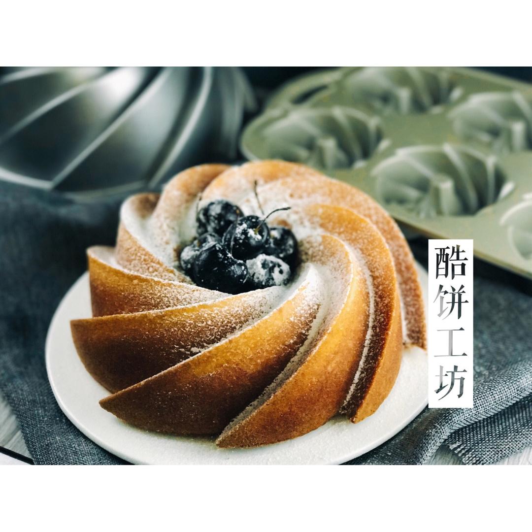 柠香软糯的全蛋海绵蛋糕（附改动蛋糕配方的基本原则）【Bundt Cake】