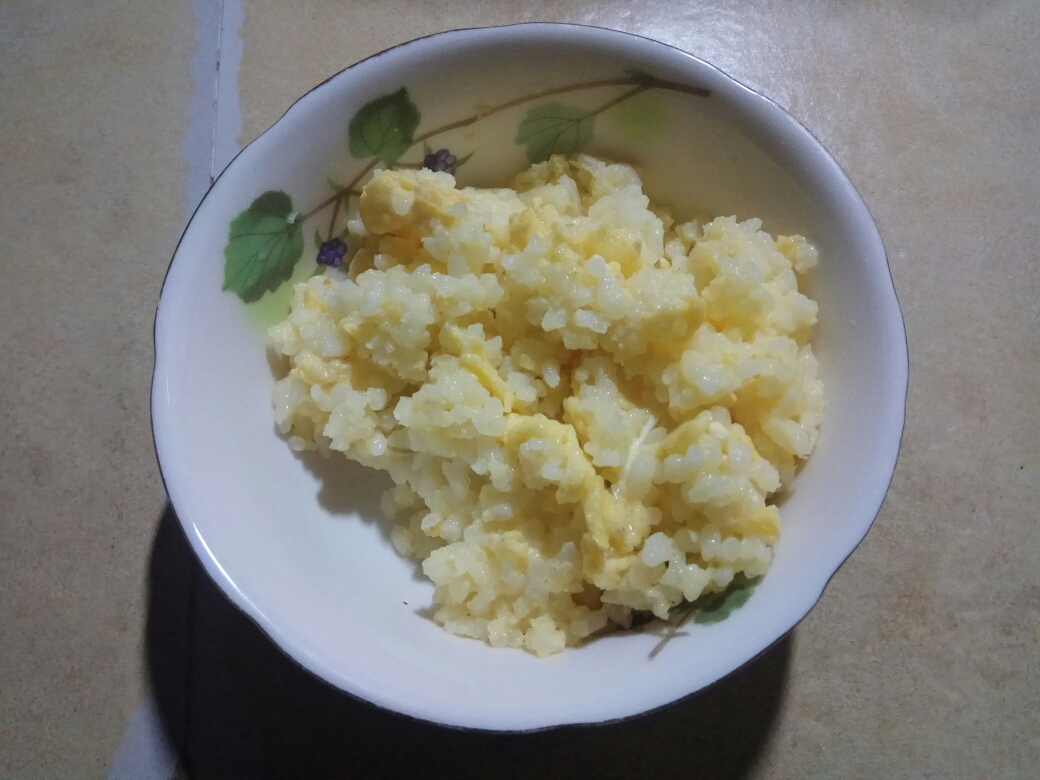 嫩嫩的蛋炒饭的做法