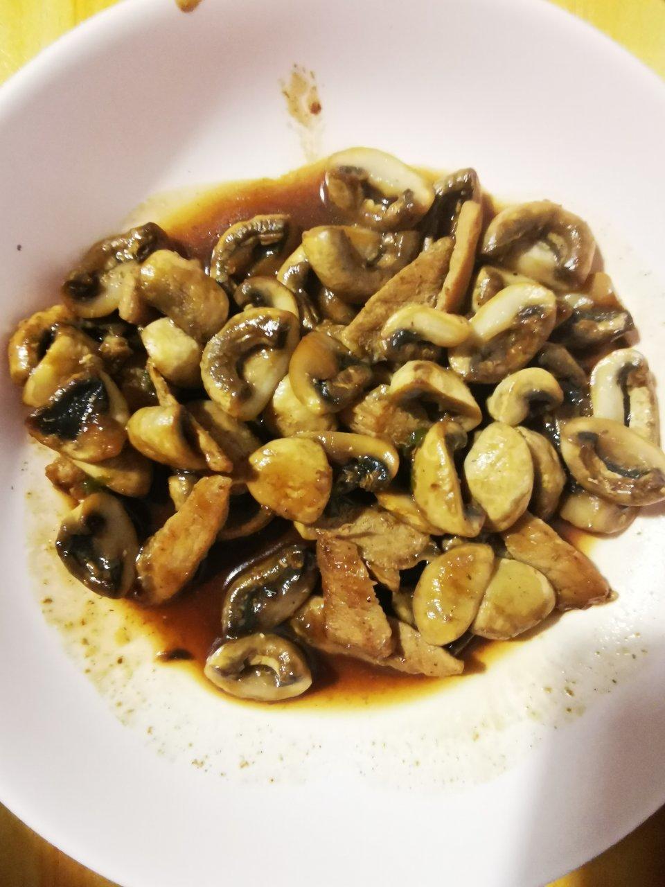 红烧蘑菇/炒口蘑