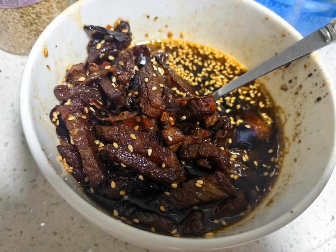 冷吃牛肉（好吃到停不下来）