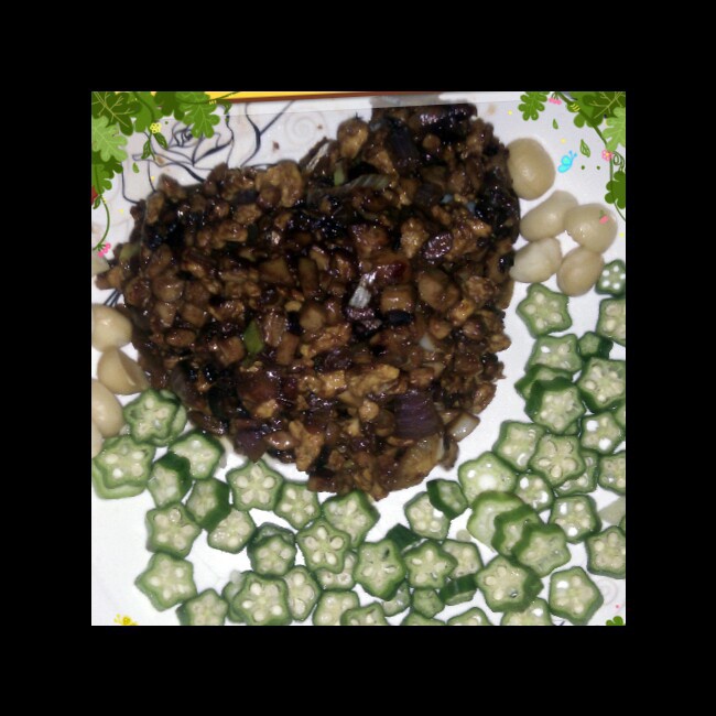 肉香素炸酱面（蛋素，植物五辛素）