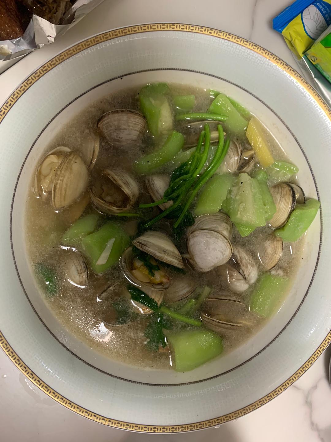 丝瓜白蛤汤的做法