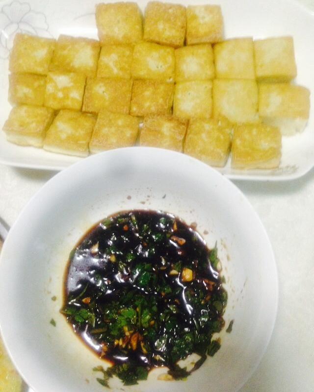 快手蘸汁豆腐