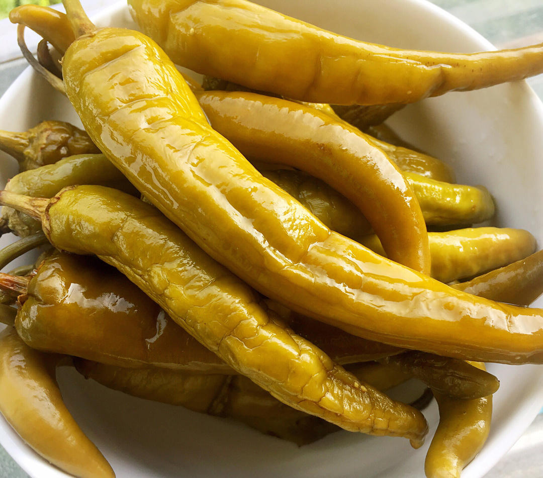 小木与慢时光做的自制泡椒腌小米椒