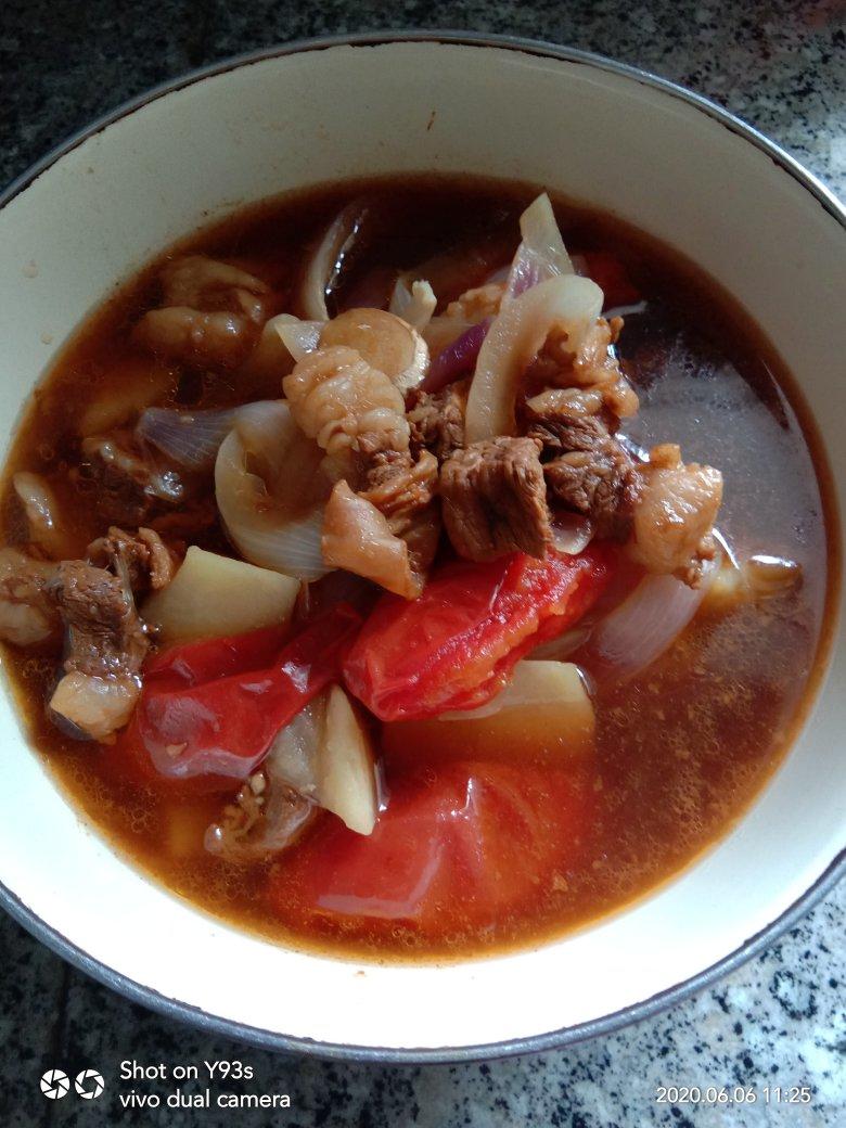 番茄土豆炖牛腩