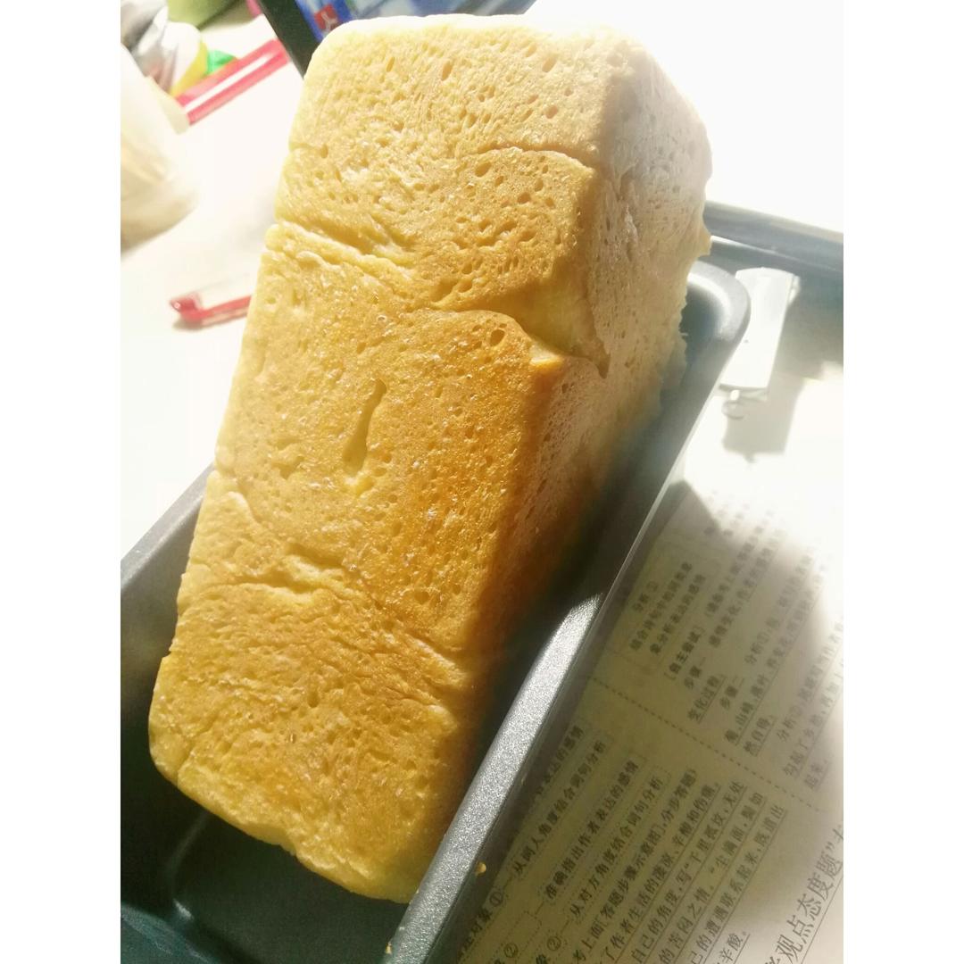 淡奶油如何打发打发到什么程度适合做什么产品
