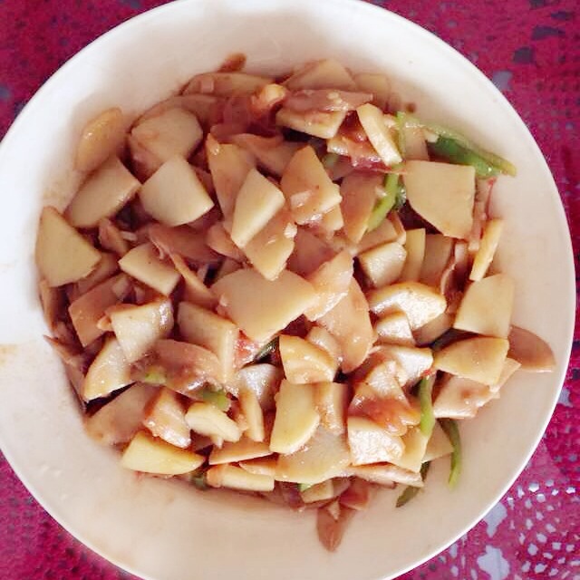 青椒番茄土豆片