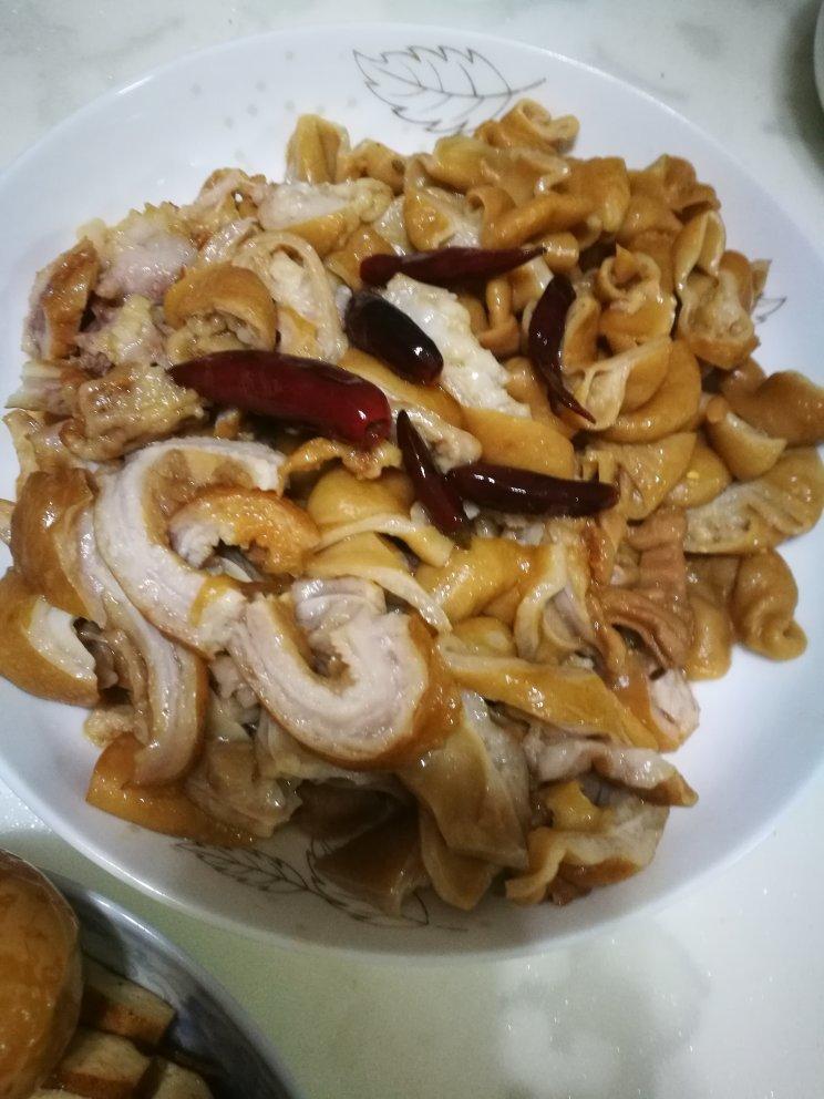 秘制美味卤肥肠卤大肠