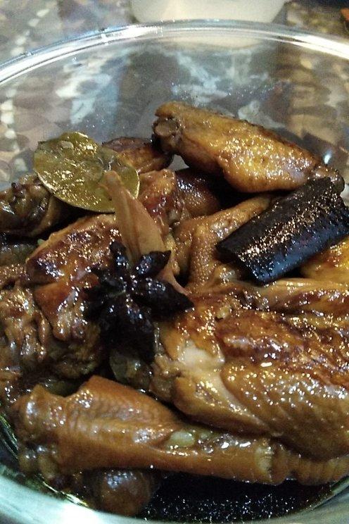 电饭锅脱骨红烧鸡爪