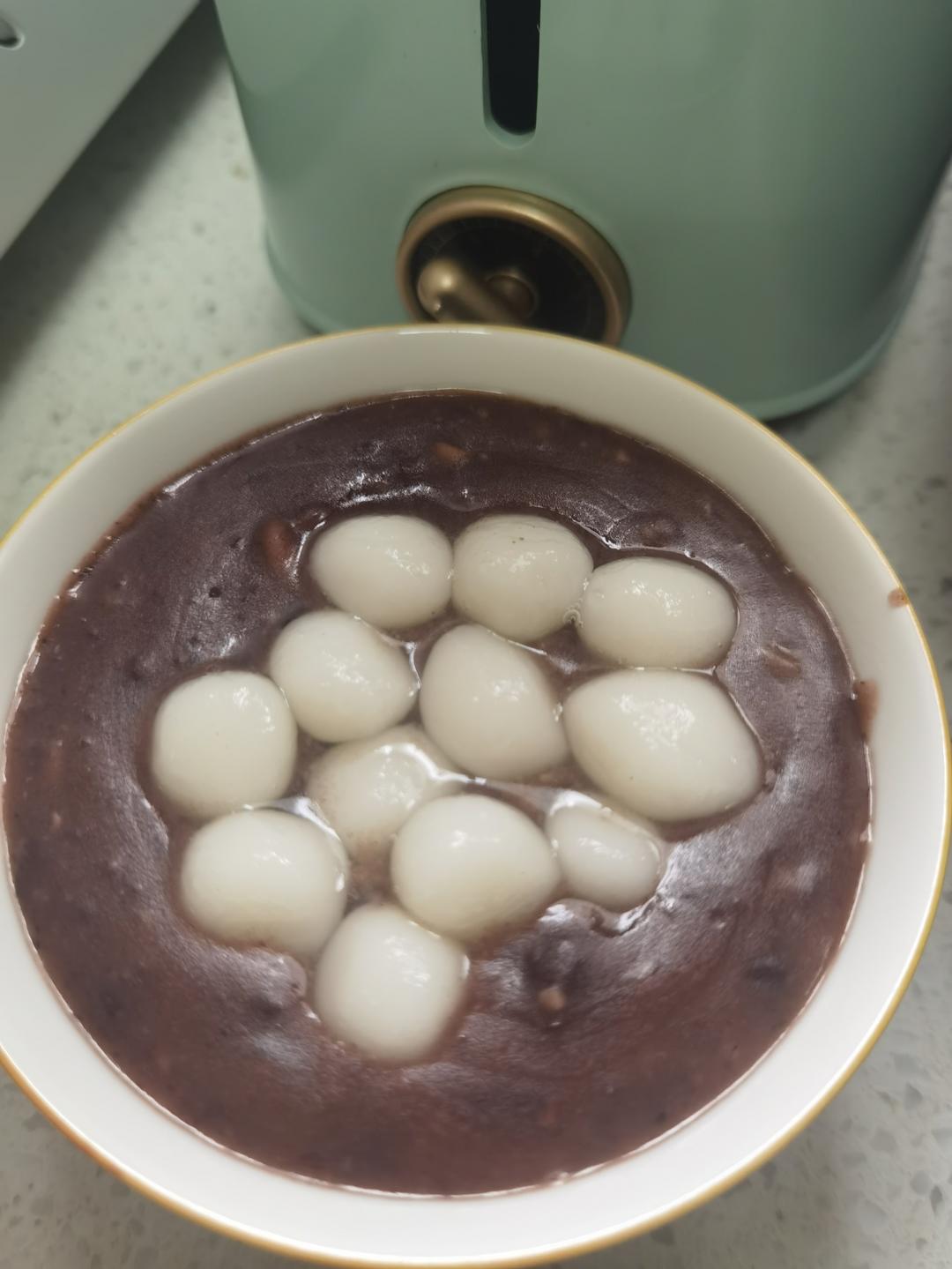 秋冬喝的甜品，红豆沙糯米丸子汤，甜品店爆款，暖乎乎甜甜糯糯超好喝