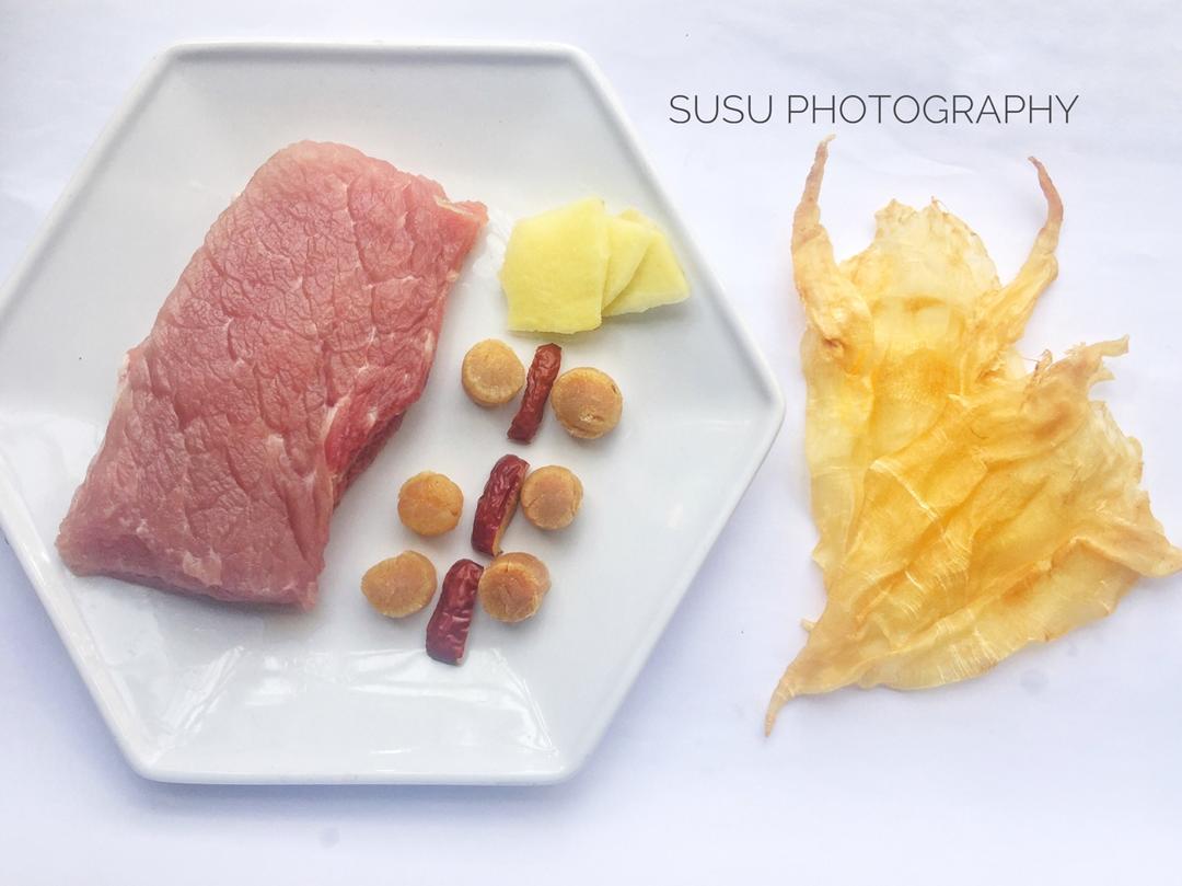 瘦肉瑶柱花胶汤
