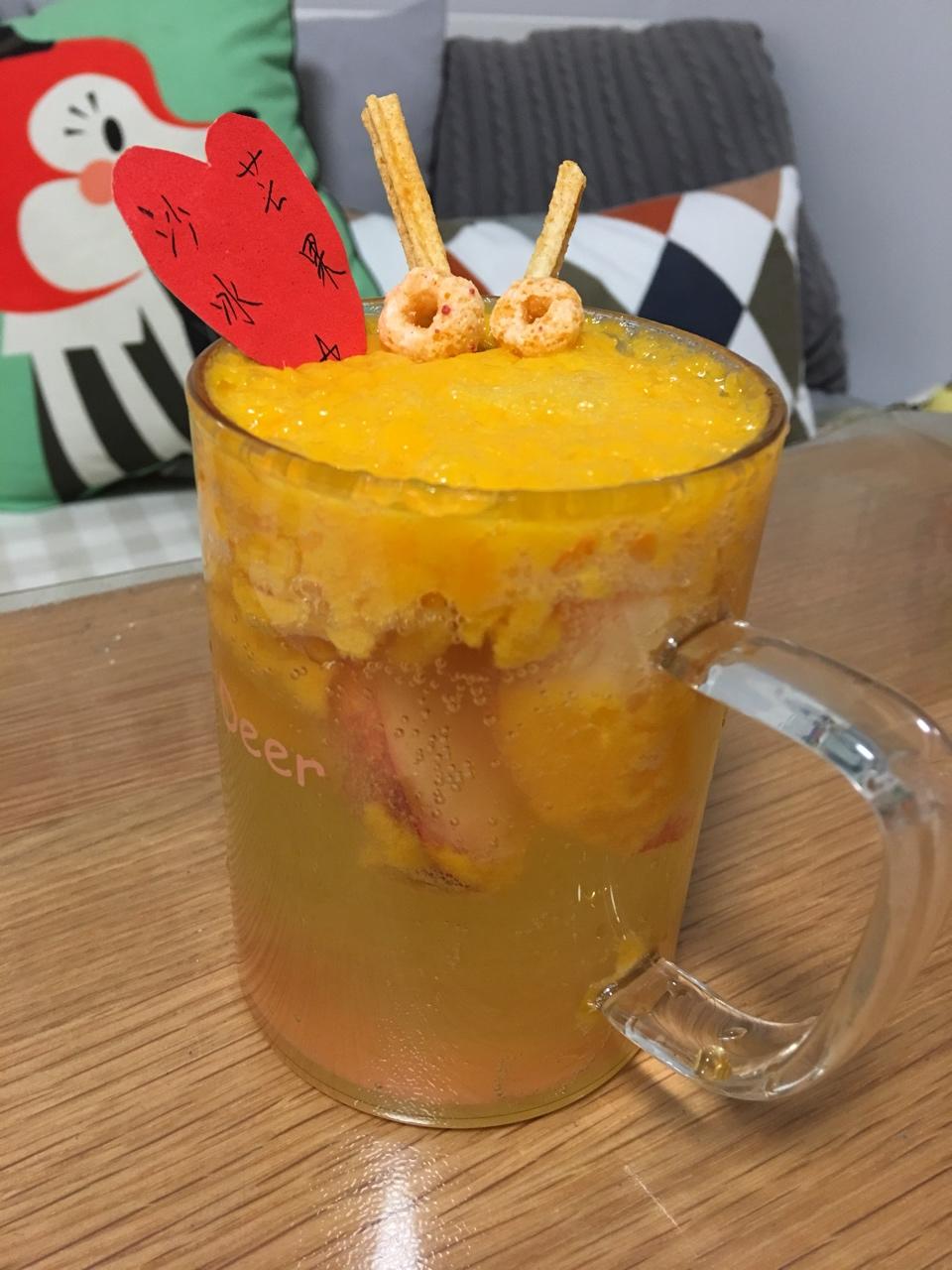 石小烦做的芒果苏打冰汽水