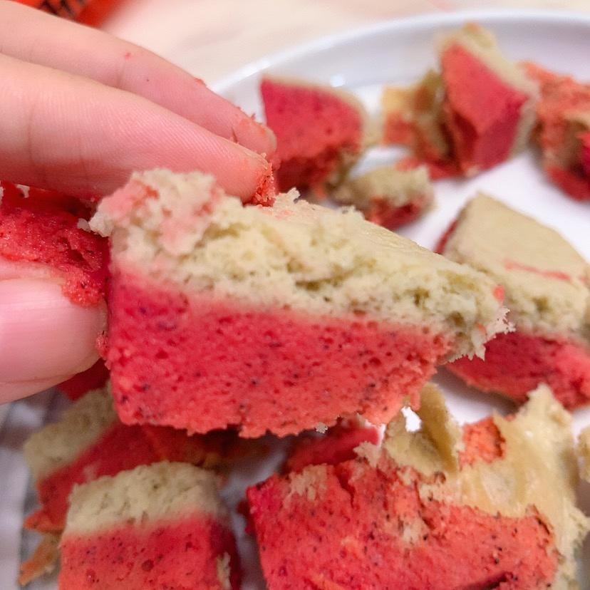 宝宝辅食-火龙果山药蒸糕