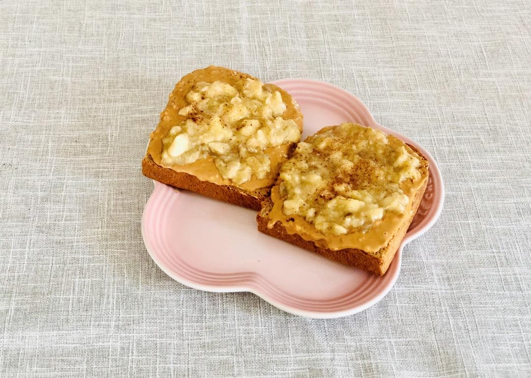 香蕉泥花生酱三明治（我的食欲稳定器）| 健康·三餐