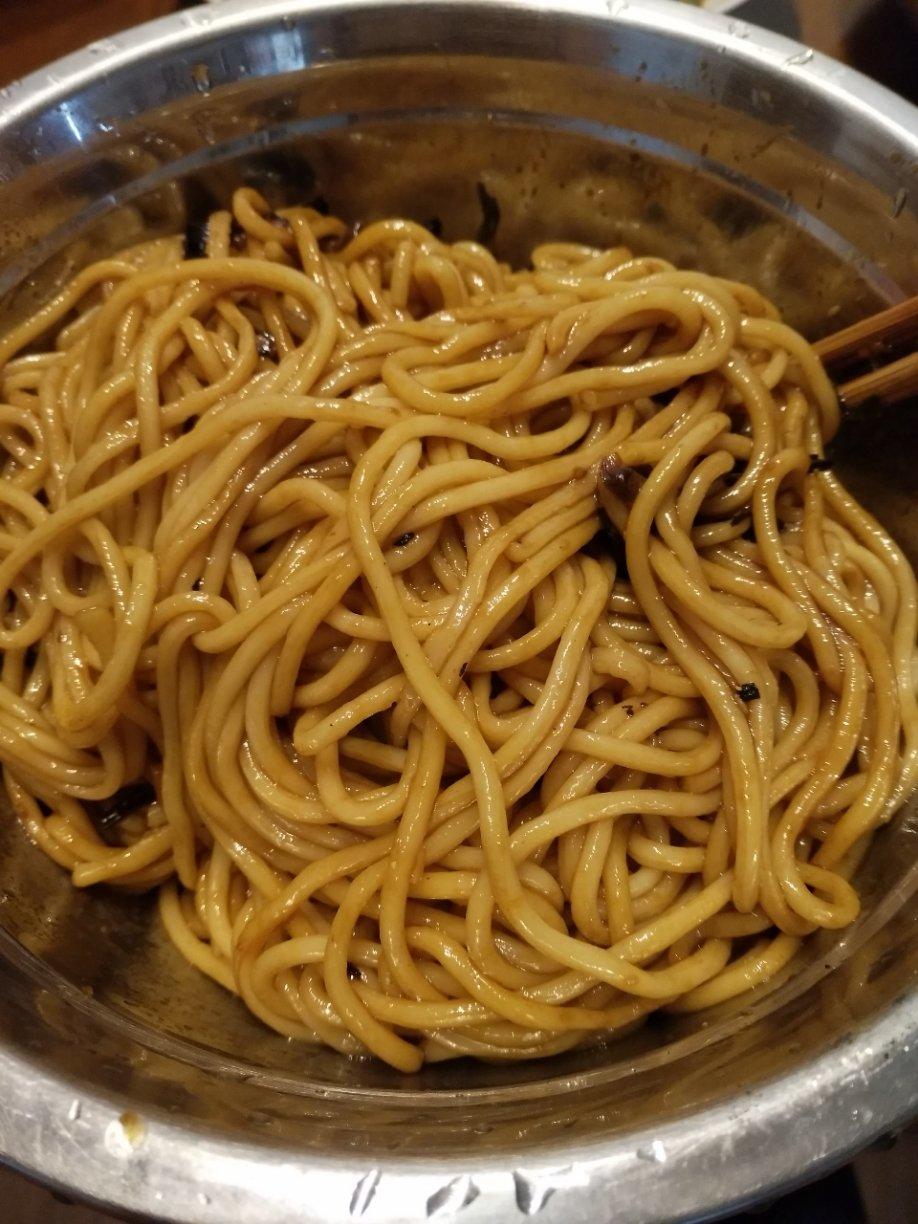 10分钟搞定的一碗葱油拌面