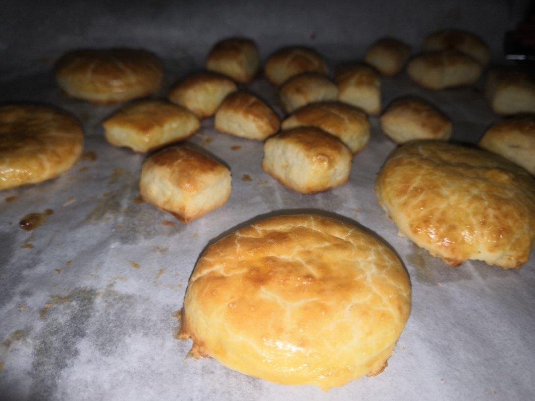 【视频】3分钟 奶油司康Scone(可能是世界上最快手的司康) 消耗淡奶油～