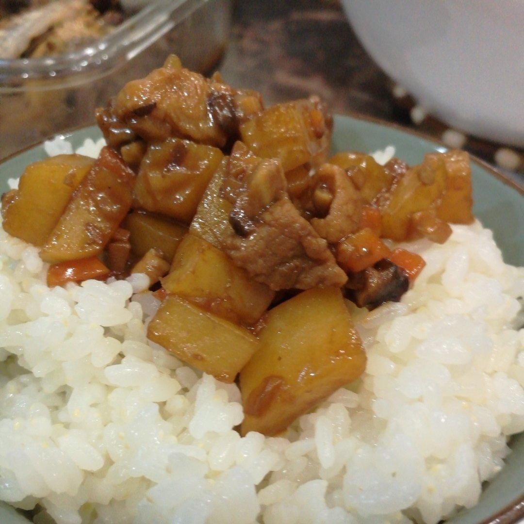 ㊙️香菇土豆肉沫拌饭❗️比外卖还好吃