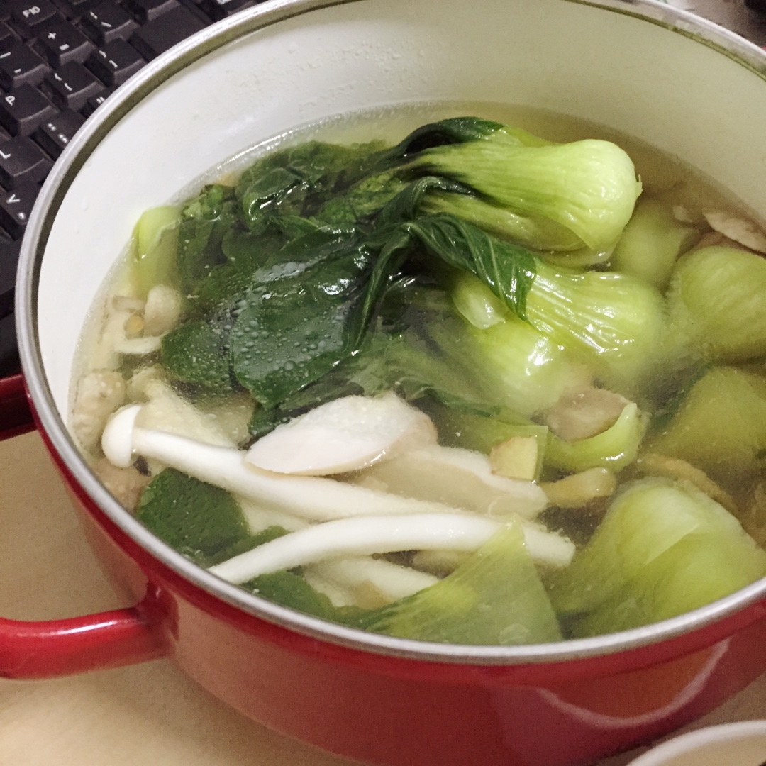 快手青菜蘑菇榨菜汤