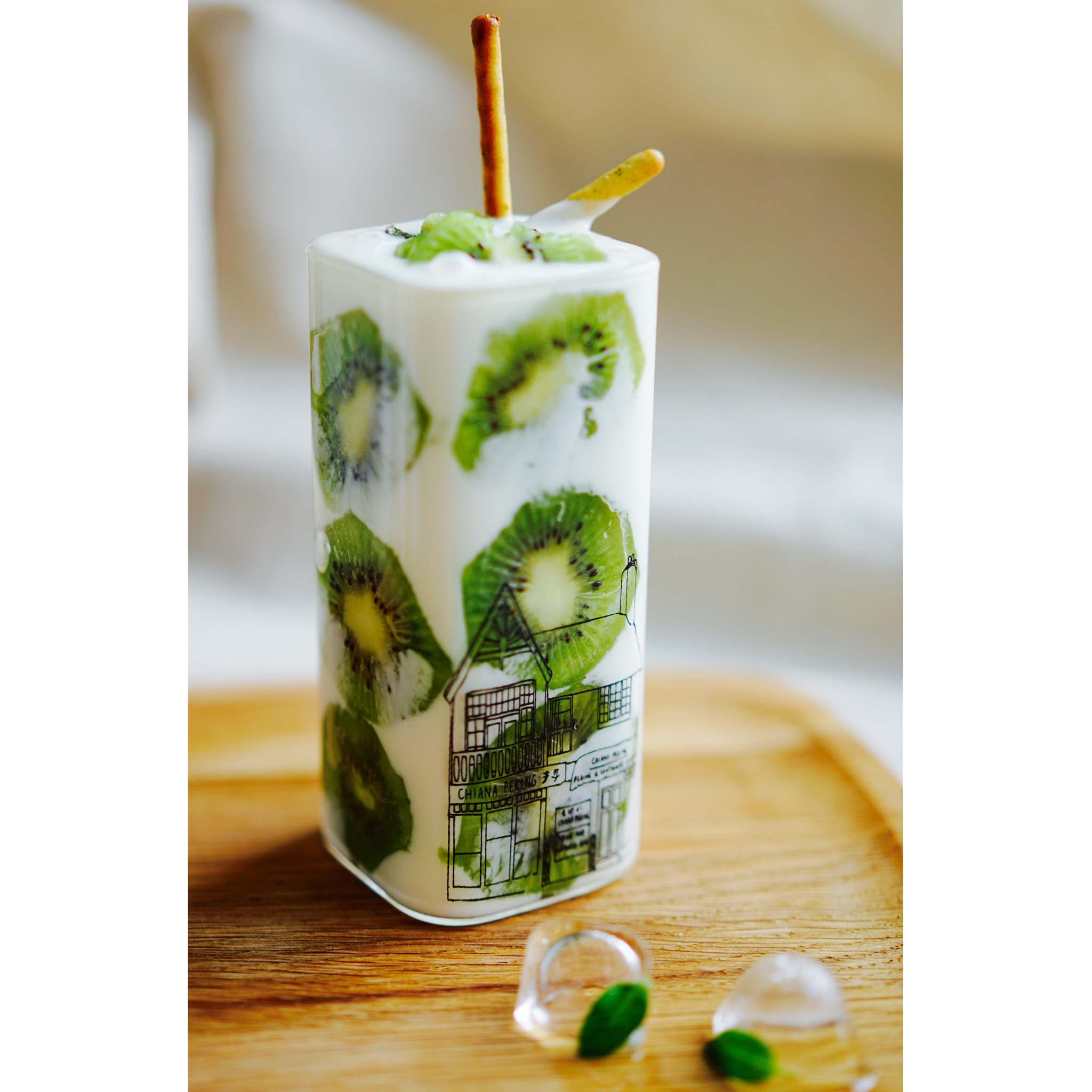 有些「杯壁」的酸奶们