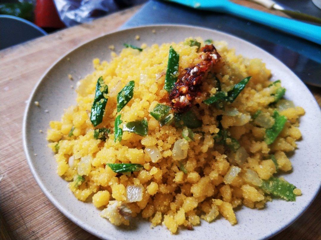 扭扭饼干不爱吃饼干做的炒玉米面