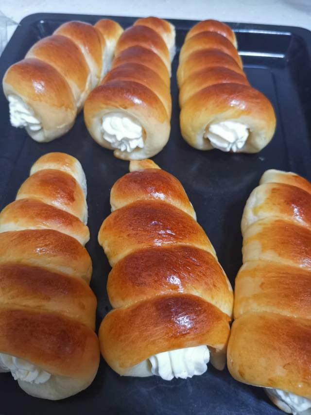 奶油牛角（仿三宝乐）