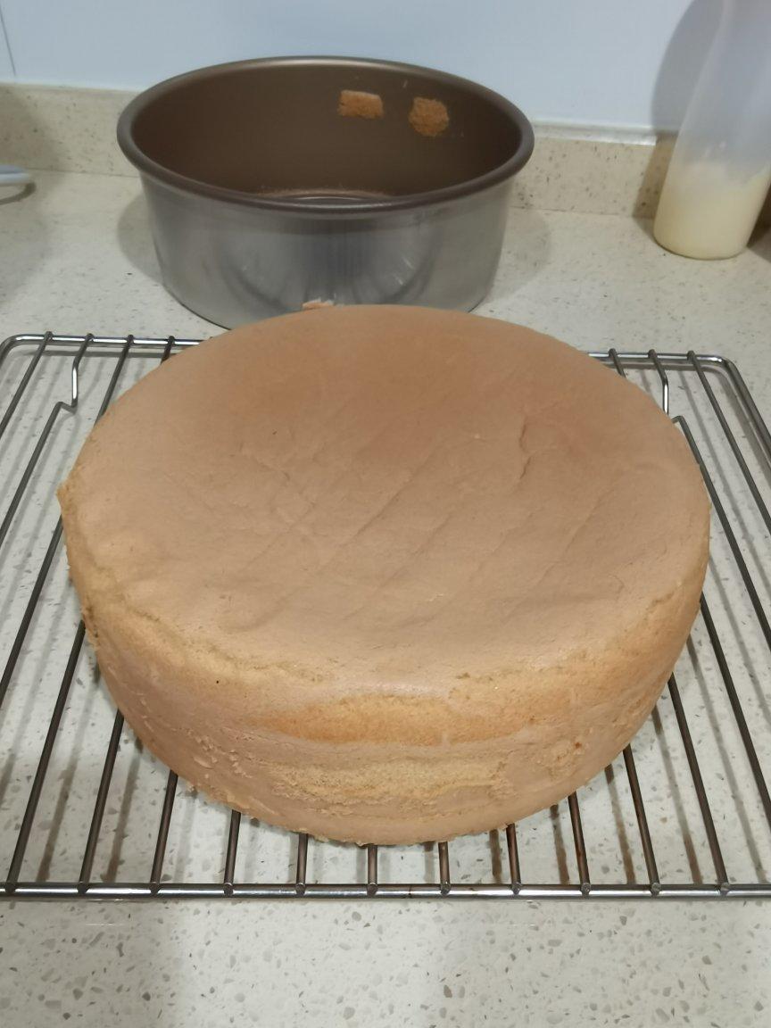 戚风蛋糕，不粘模具也能烤出好戚风！