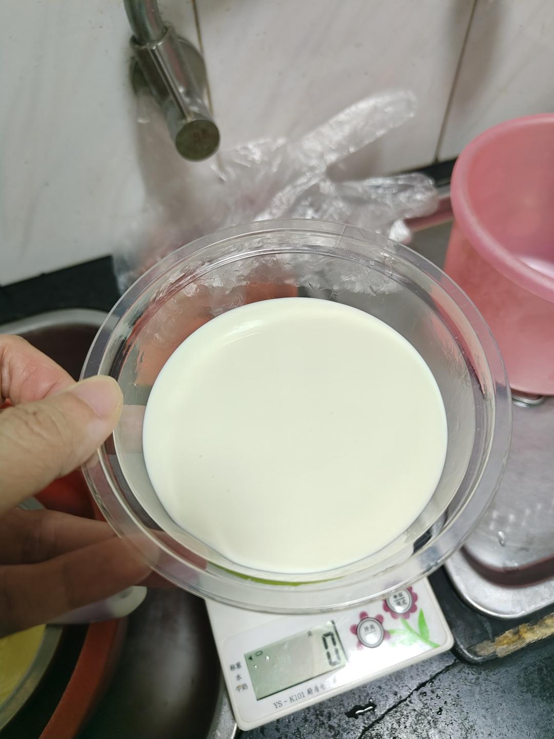 纯奶手撕吐司的做法 步骤1