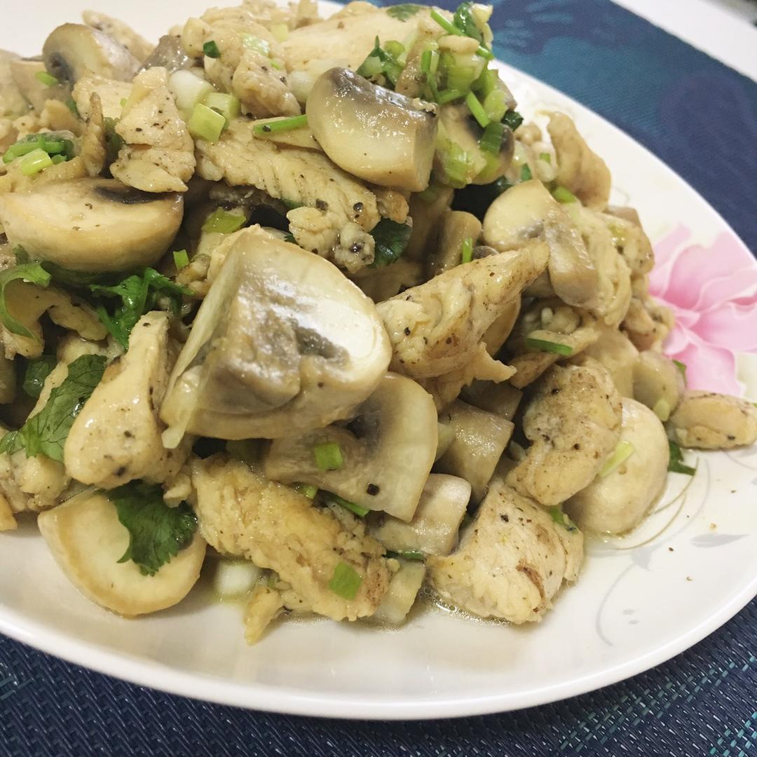 口蘑炒鸡肉