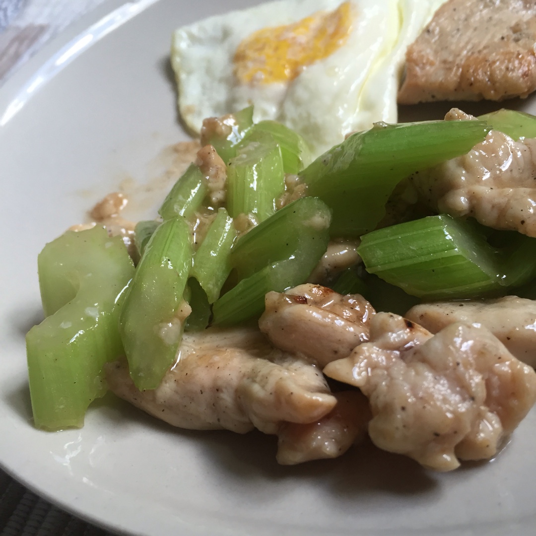 酷炫屌炸天好吃的煎鸡胸肉（香蒜蜂蜜煎鸡胸肉）