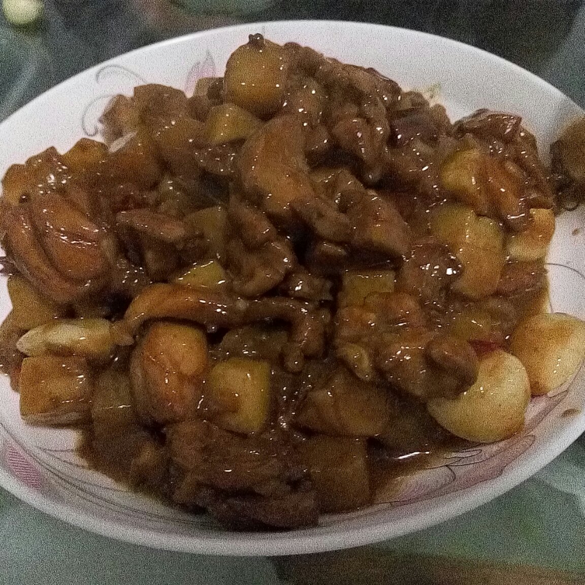 红烧鸡块炖土豆
