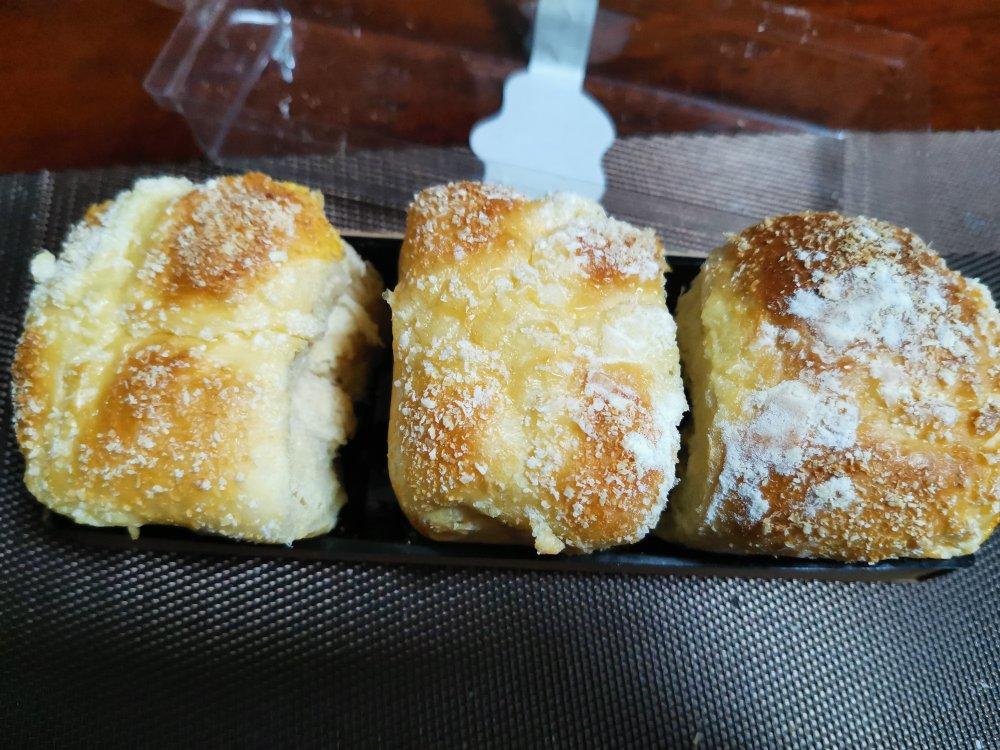 椰浆十字包 Coconut Custard Hot Crossed Bun