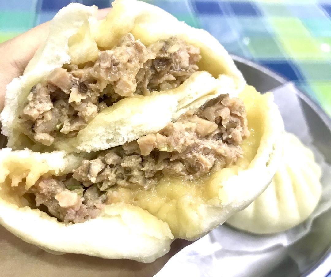 鲜美多汁的洋葱牛肉包子