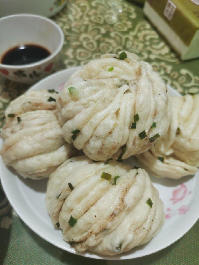 葱油花卷，一根筷子卷出漂亮的造型