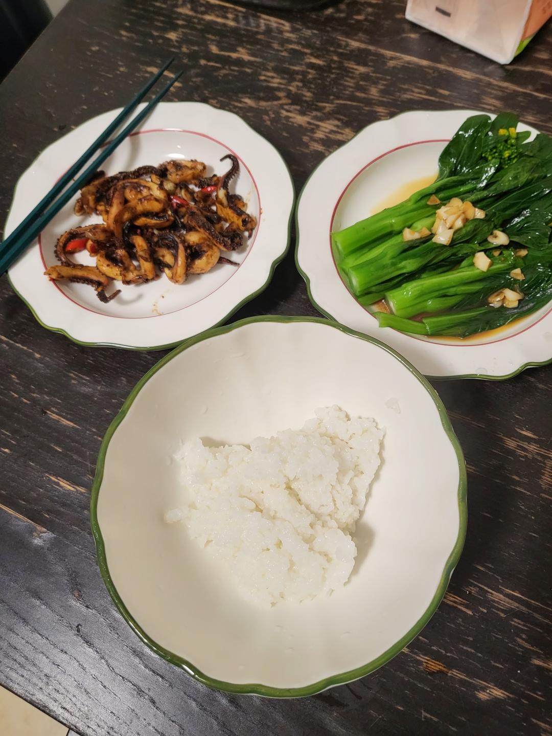 超下饭的孜然鱿鱼须，香辣爽嫩，比烧烤还好吃