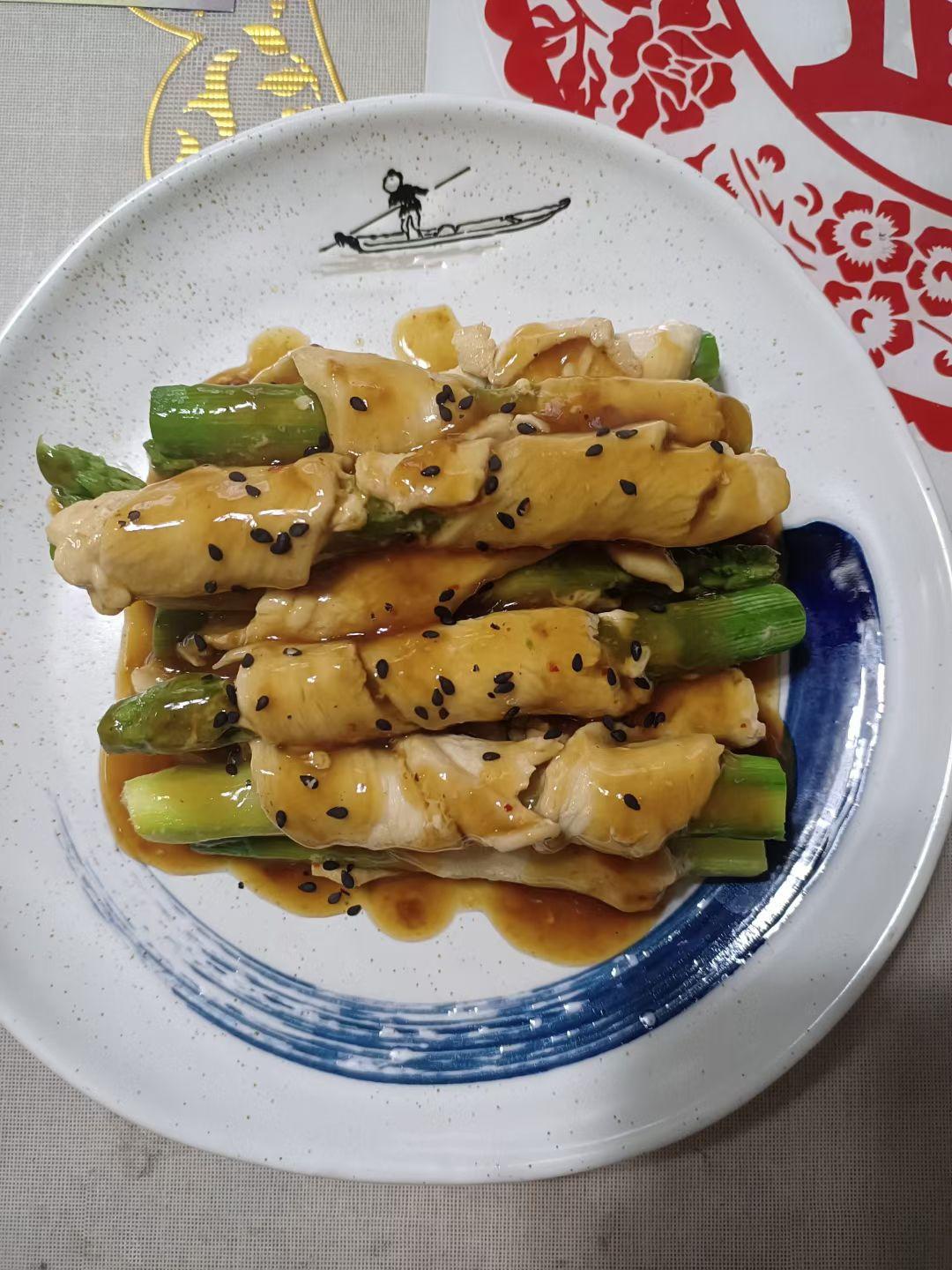 芦笋鸡胸肉卷