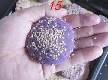平底锅紫薯饼的做法 步骤15