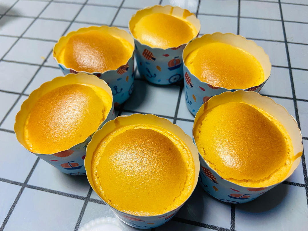 纸杯蛋糕 8寸戚风蛋糕的量