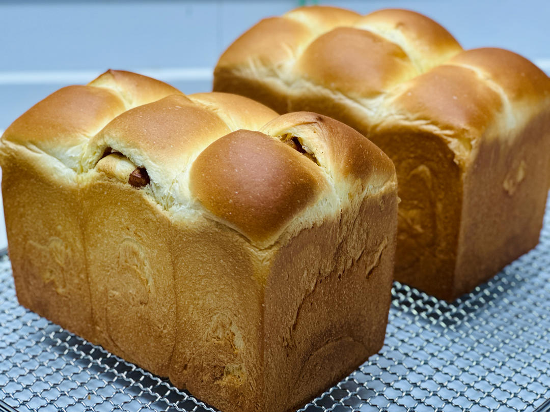 秋日封神吐司！焦糖苹果肉桂吐司🍎 软到不敢用力拿！