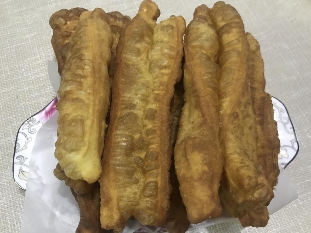 自制蓬松酥脆大油条
