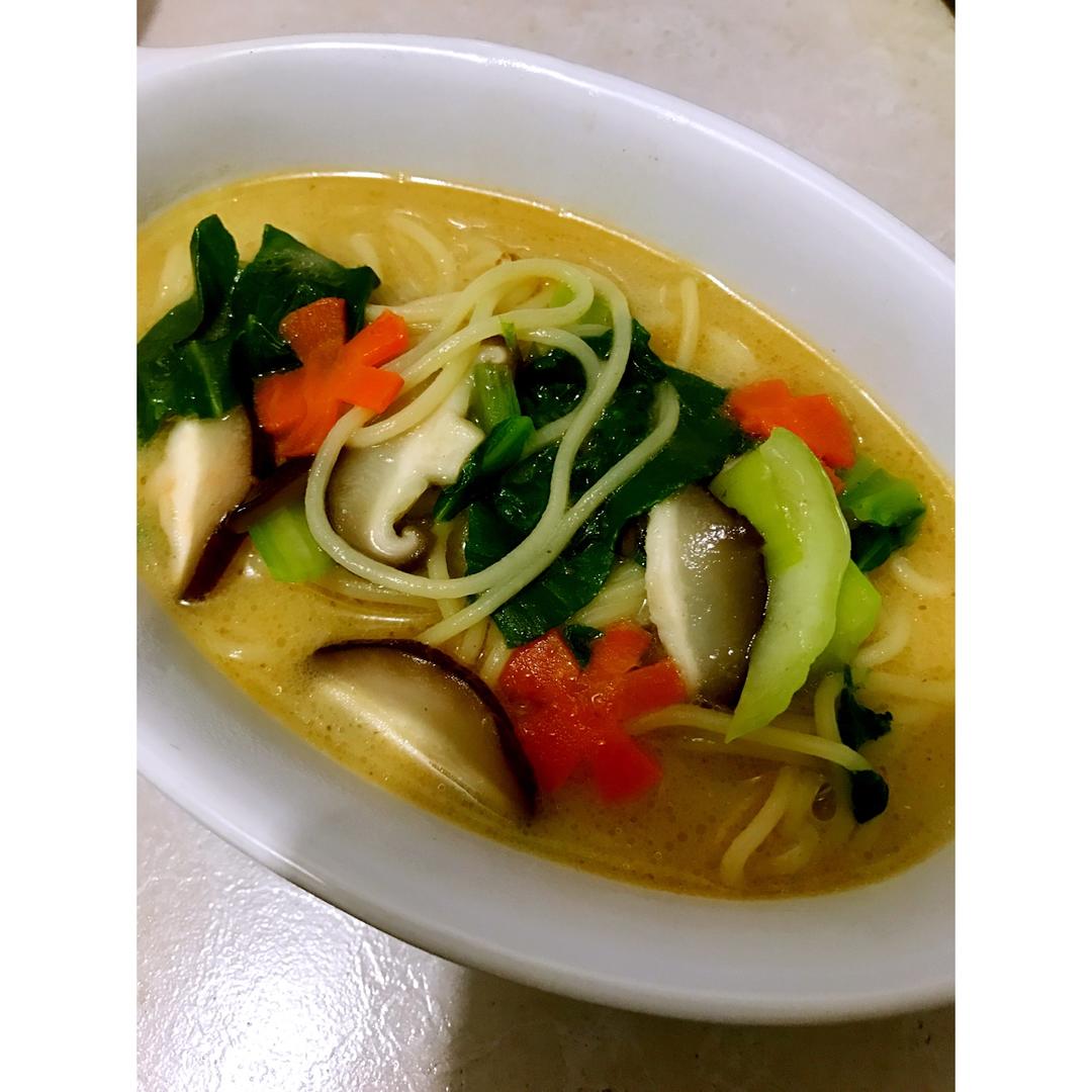 宝贝早餐--猪骨汤面
