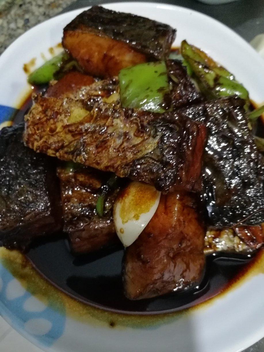 红烧咸鱼